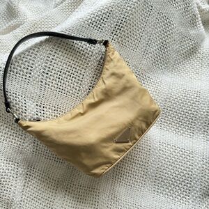 Vintage Prada tessuto shoulder bag in Beige/Cream